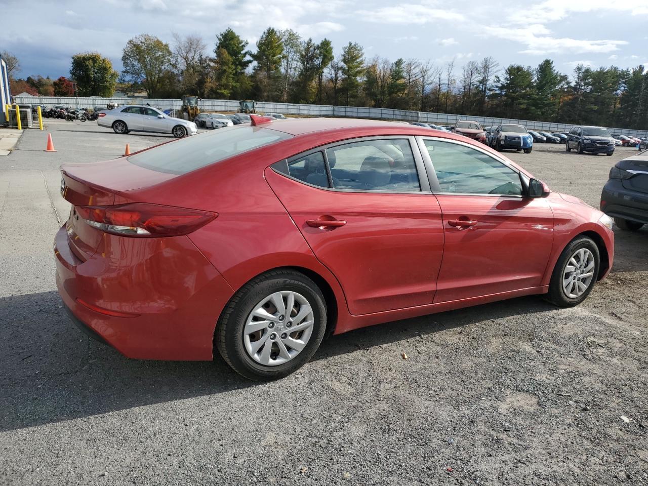 Lot #3311683219 2017 HYUNDAI ELANTRA SE