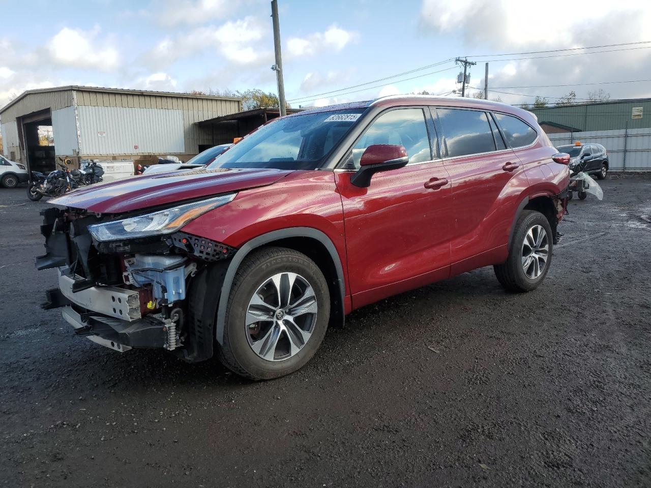 TOYOTA HIGHLANDER XLE