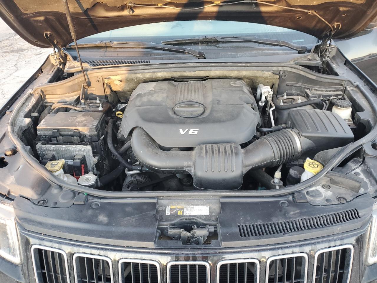 JEEP GRAND CHEROKEE LAREDO