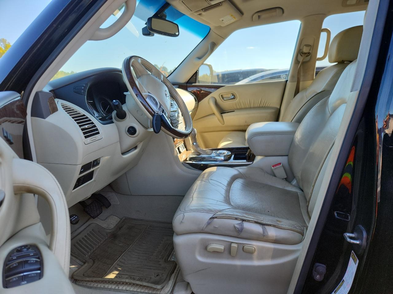INFINITI QX80