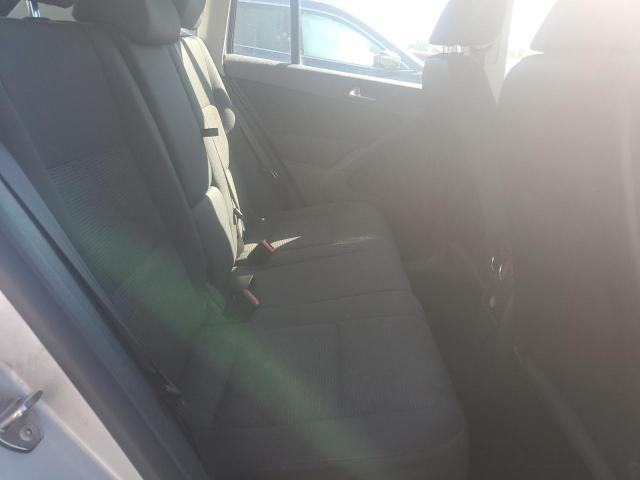 2013 VOLKSWAGEN TIGUAN S - WVGAV7AX8DW554282