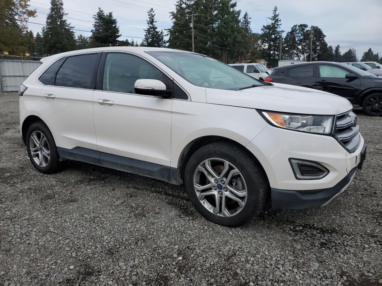 FORD EDGE TITANIUM