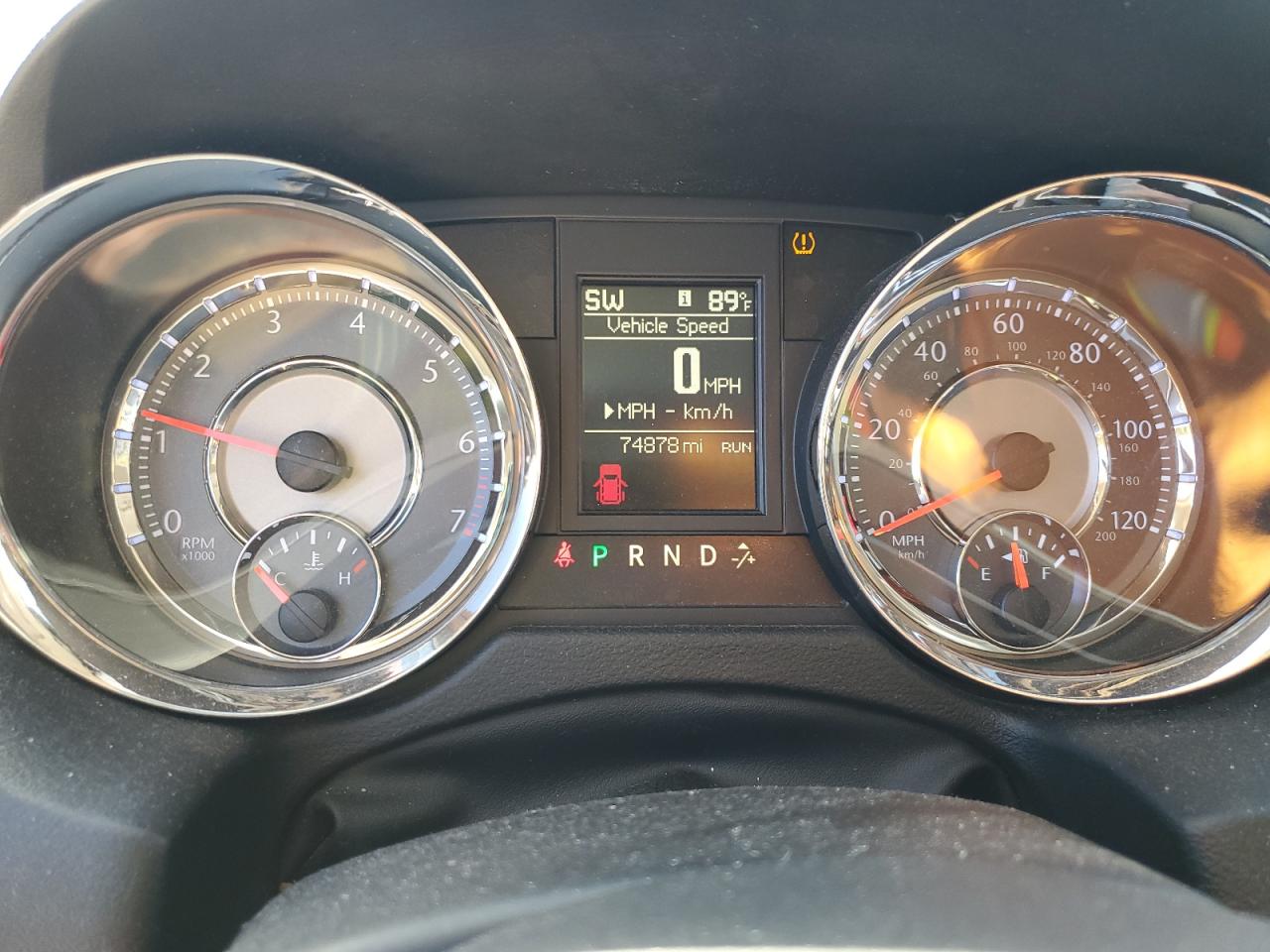 CHRYSLER TOWN & COUNTRY TOURING L