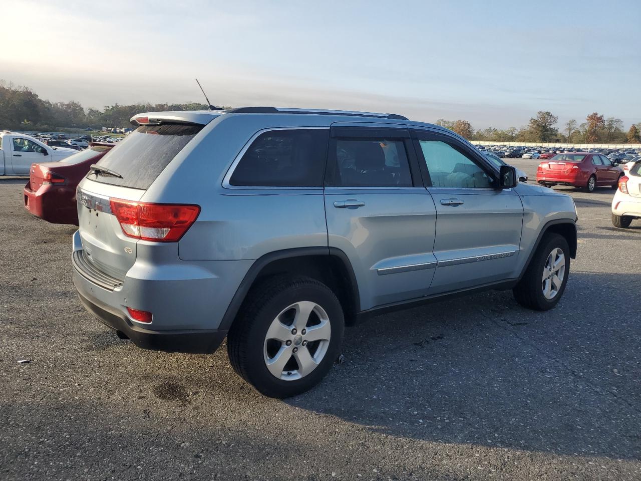 JEEP GRAND CHEROKEE LAREDO