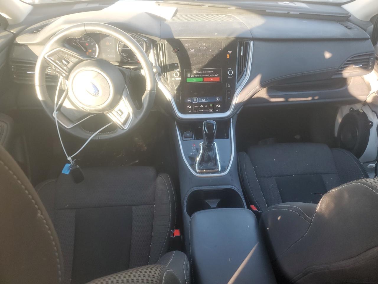 SUBARU OUTBACK PREMIUM