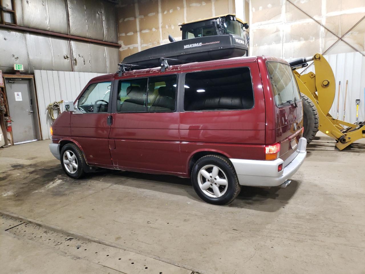 Lot #3277049176 2001 VOLKSWAGEN EUROVAN GL