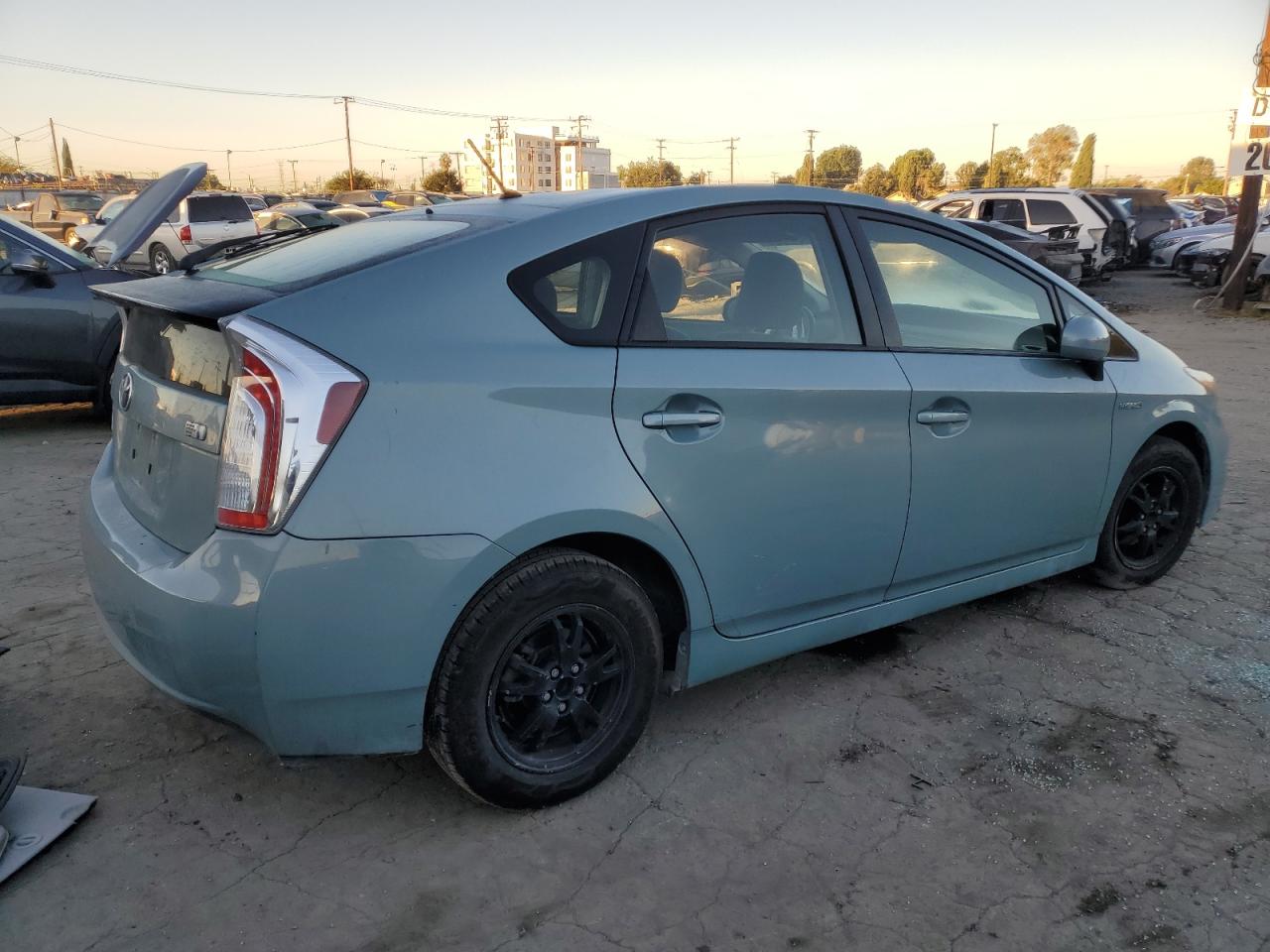 TOYOTA PRIUS
