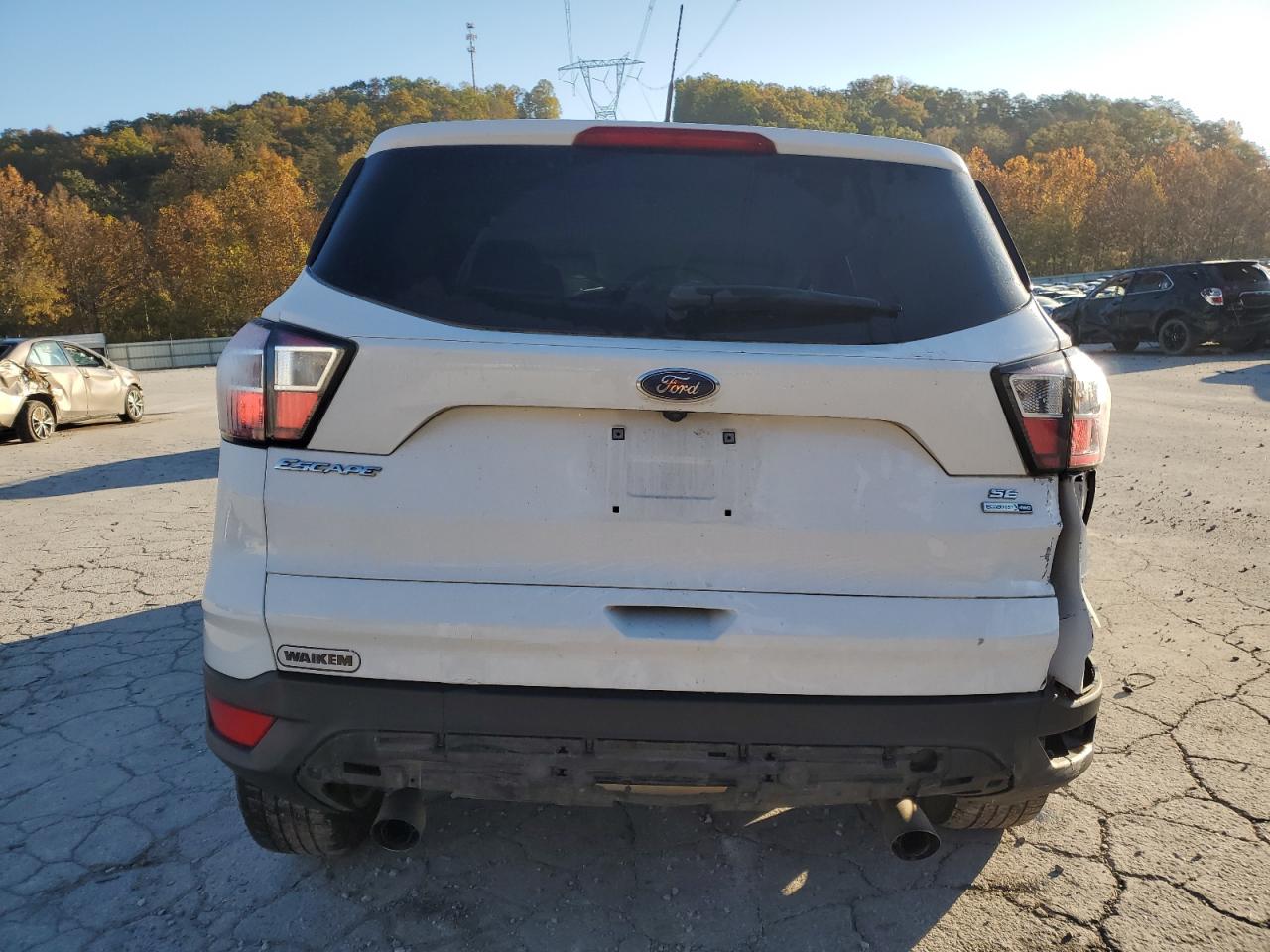 FORD ESCAPE SE