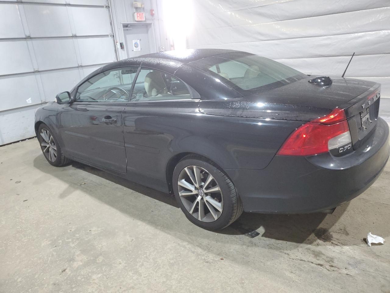 VOLVO C70 T5