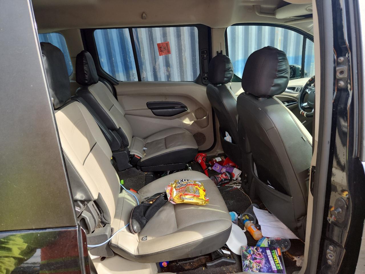 FORD TRANSIT CONNECT TITANIUM