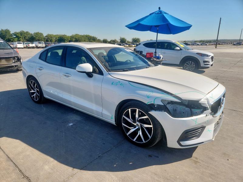 2019 VOLVO S60 T5 MOMENTUM 7JR102FK5KG016375