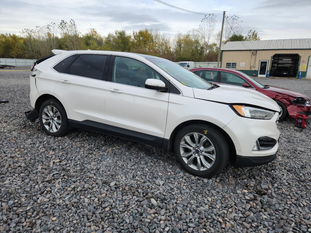 FORD EDGE TITANIUM