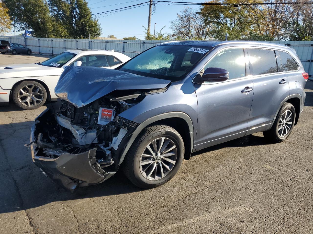 TOYOTA HIGHLANDER SE