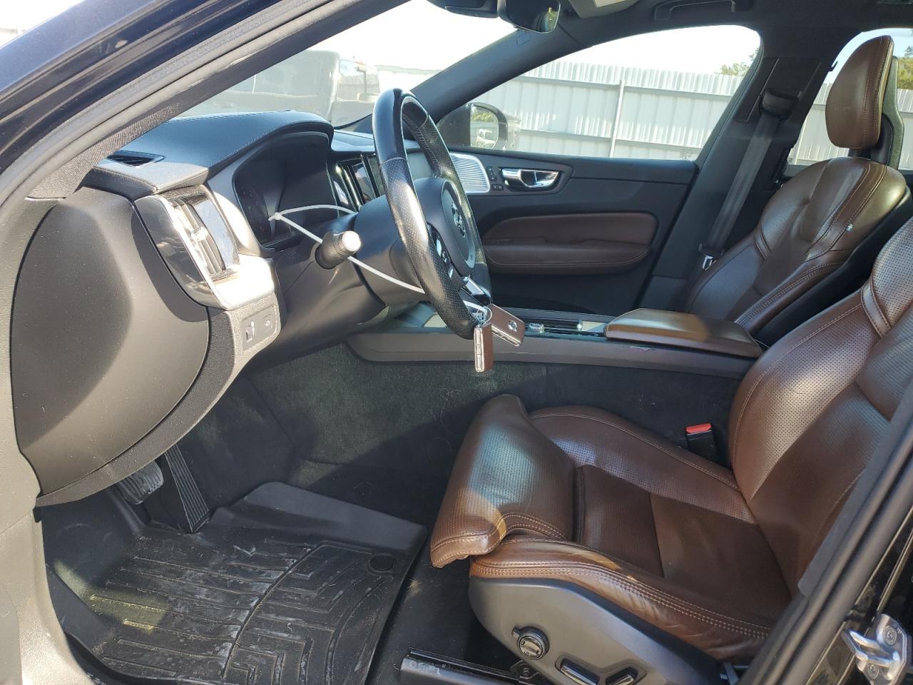 VOLVO XC60 T6 INSCRIPTION