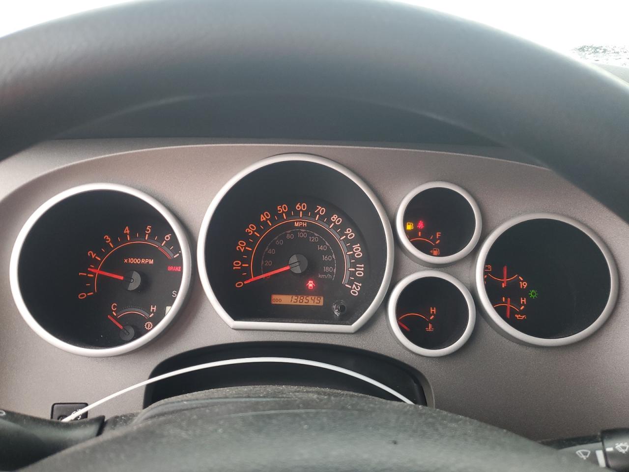 TOYOTA TUNDRA DOUBLE CAB SR5