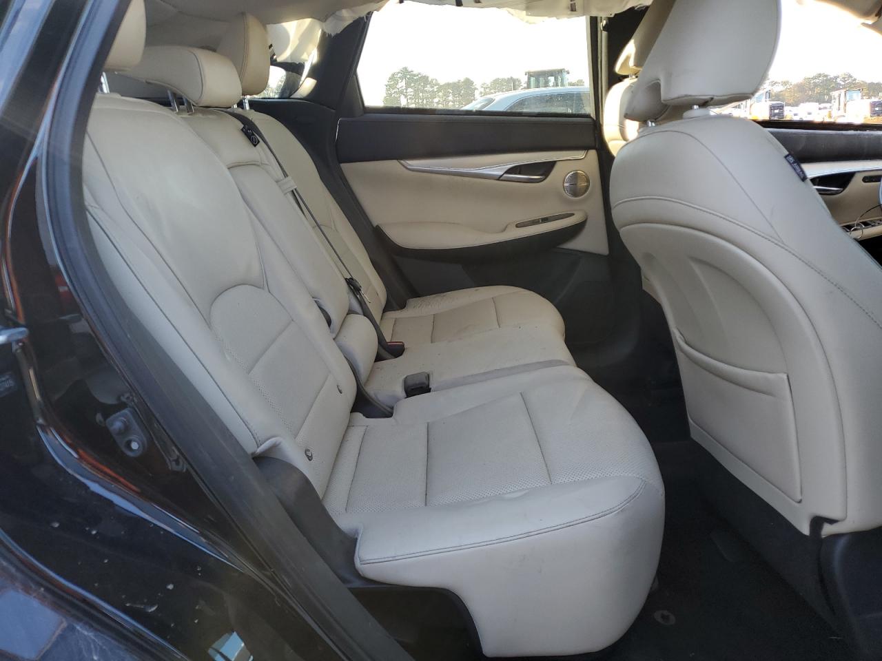 INFINITI QX50 ESSENTIAL