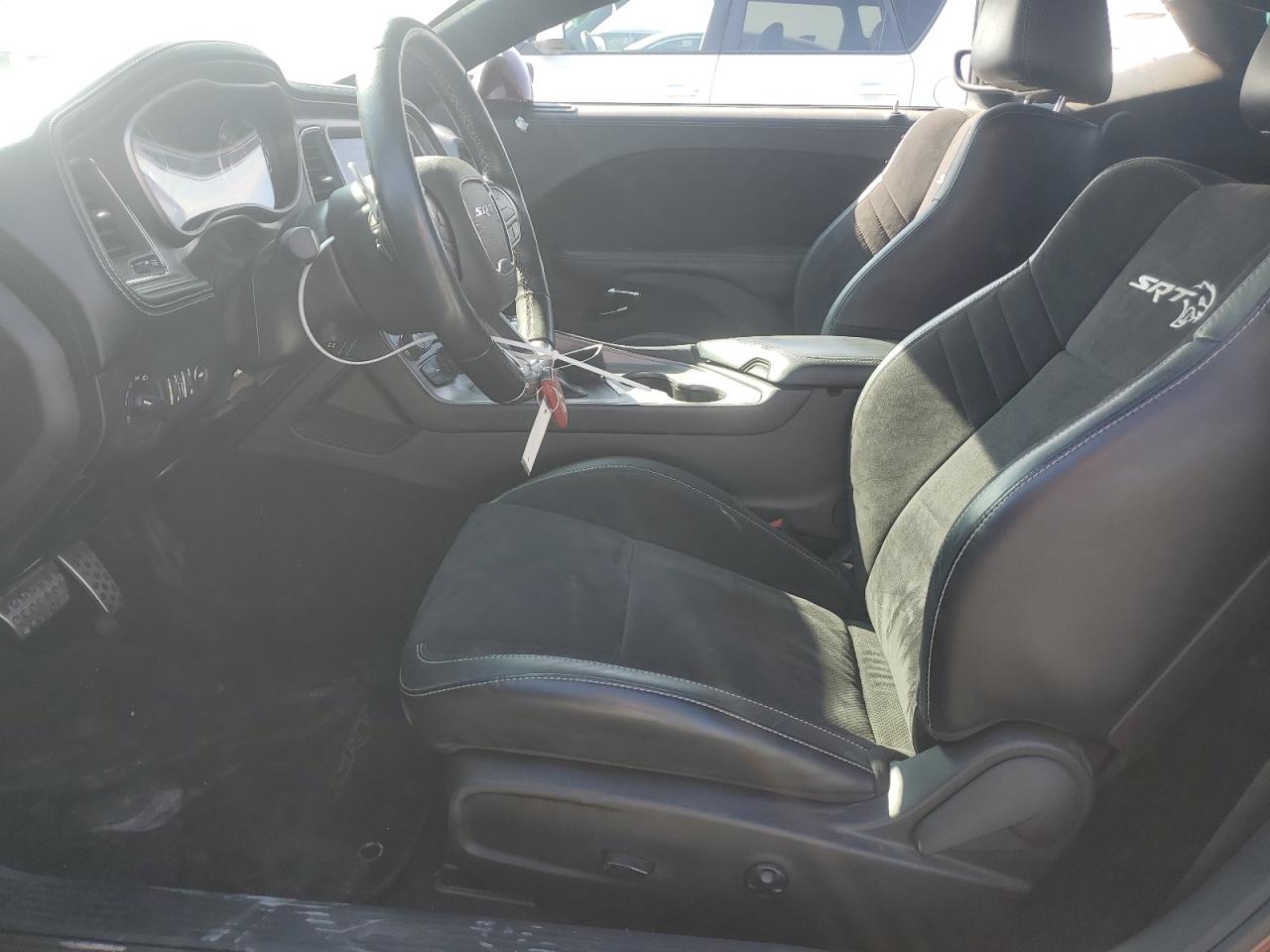 DODGE CHALLENGER SRT HELLCAT