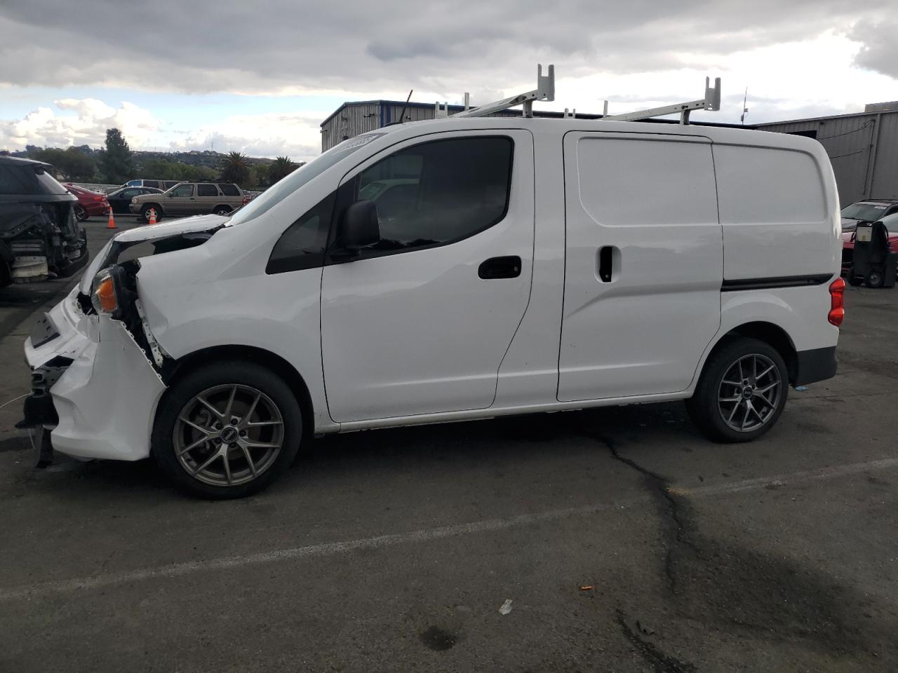 NISSAN NV200 2.5S