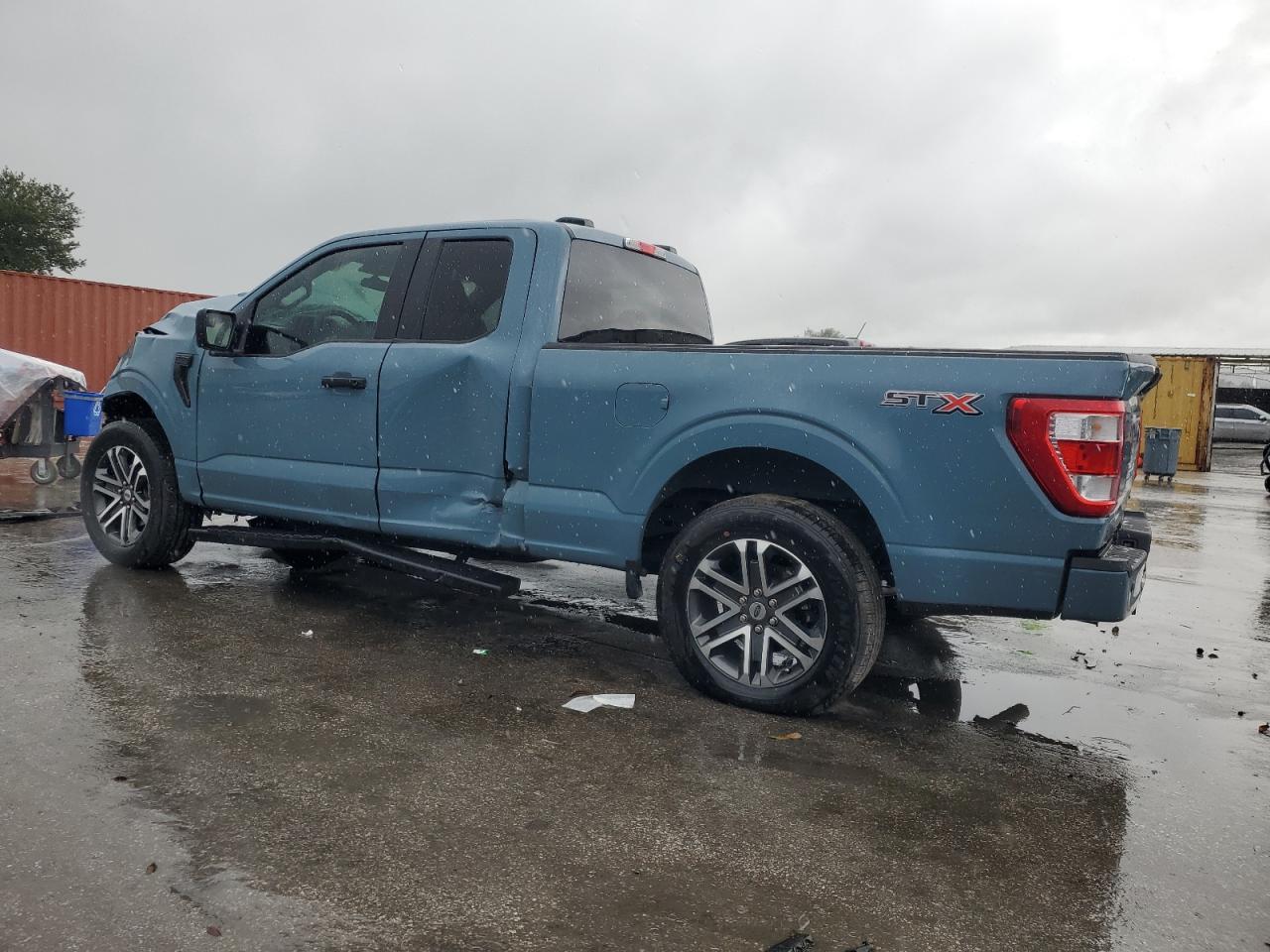 FORD F-150 SUPER CAB