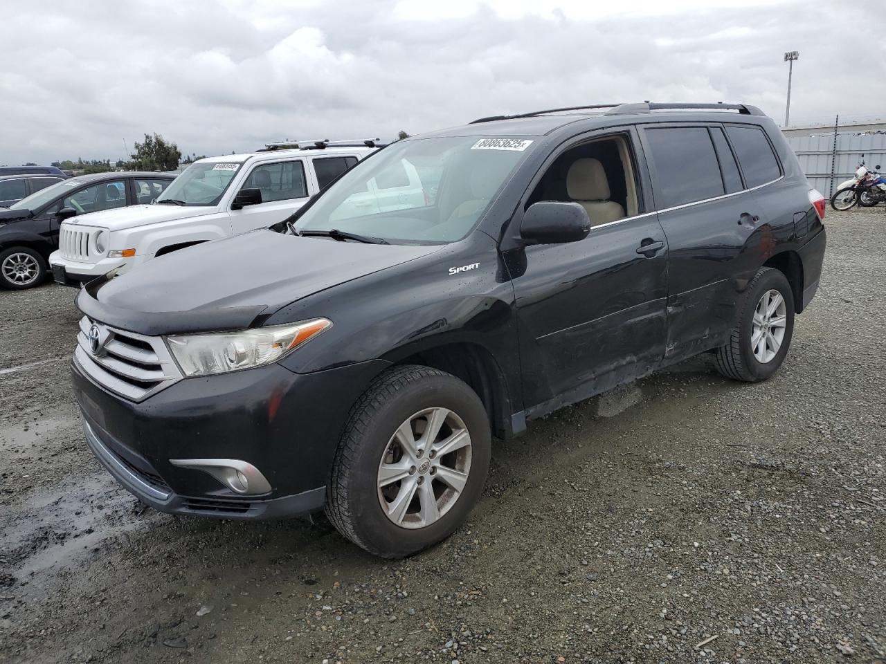 TOYOTA HIGHLANDER BASE