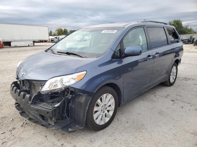TOYOTA SIENNA XLE