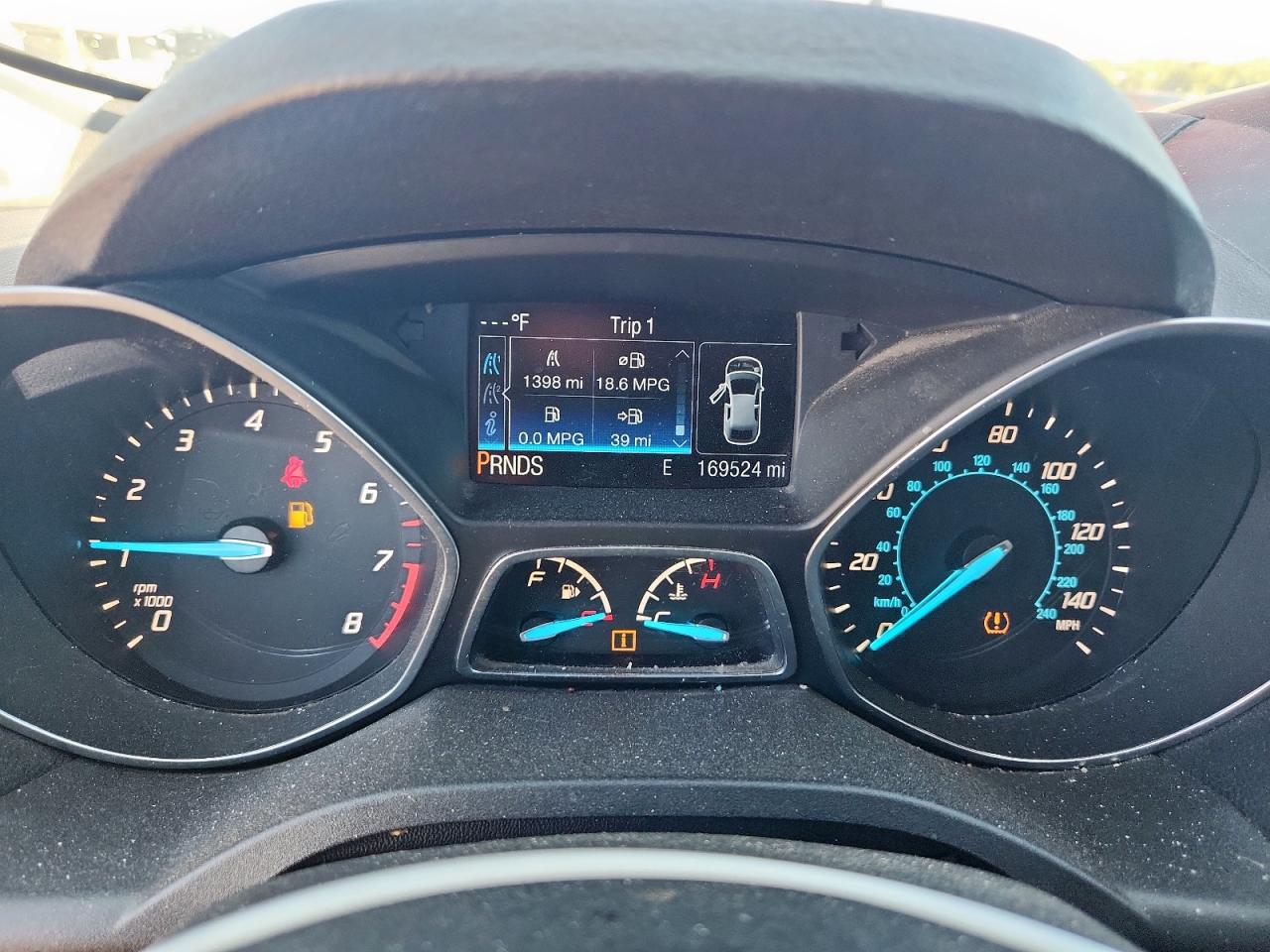 FORD ESCAPE TITANIUM