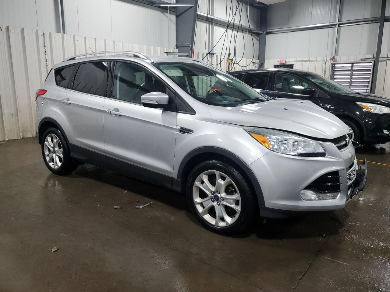 FORD ESCAPE TITANIUM