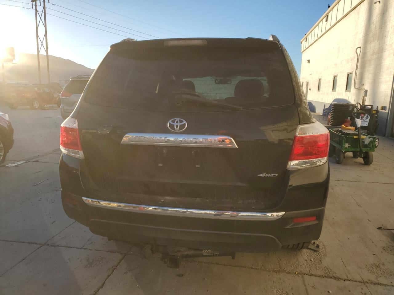 TOYOTA HIGHLANDER LIMITED