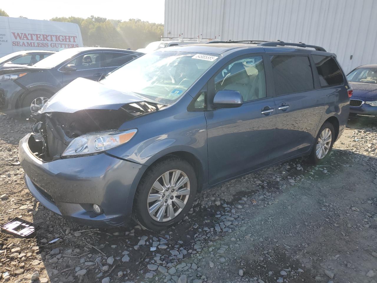 TOYOTA SIENNA XLE