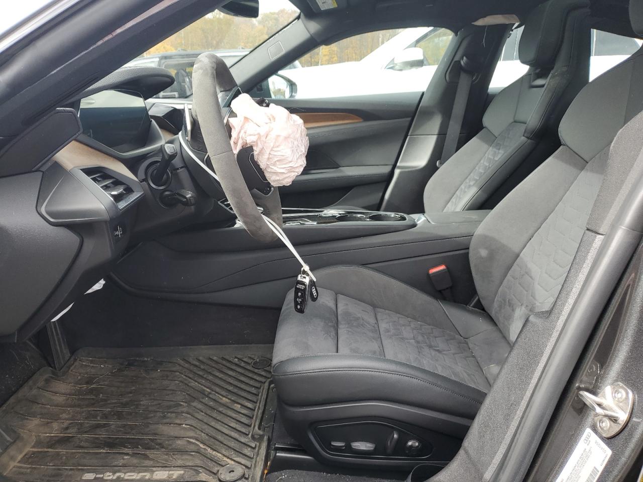 AUDI E-TRON PREMIUM PLUS