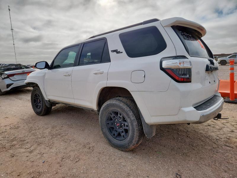 2019 TOYOTA 4RUNNER SR - JTEBU5JR8K5734121