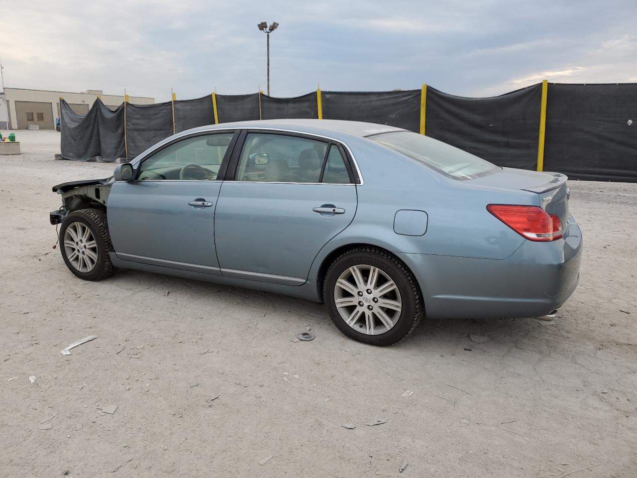 Lot #3266708362 2006 TOYOTA AVALON XL