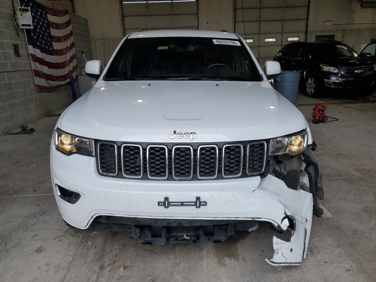 JEEP GRAND CHEROKEE LAREDO
