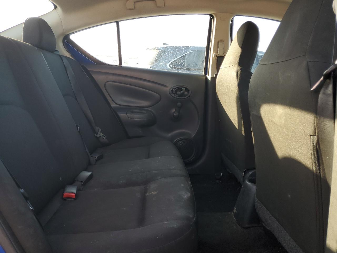 NISSAN VERSA S