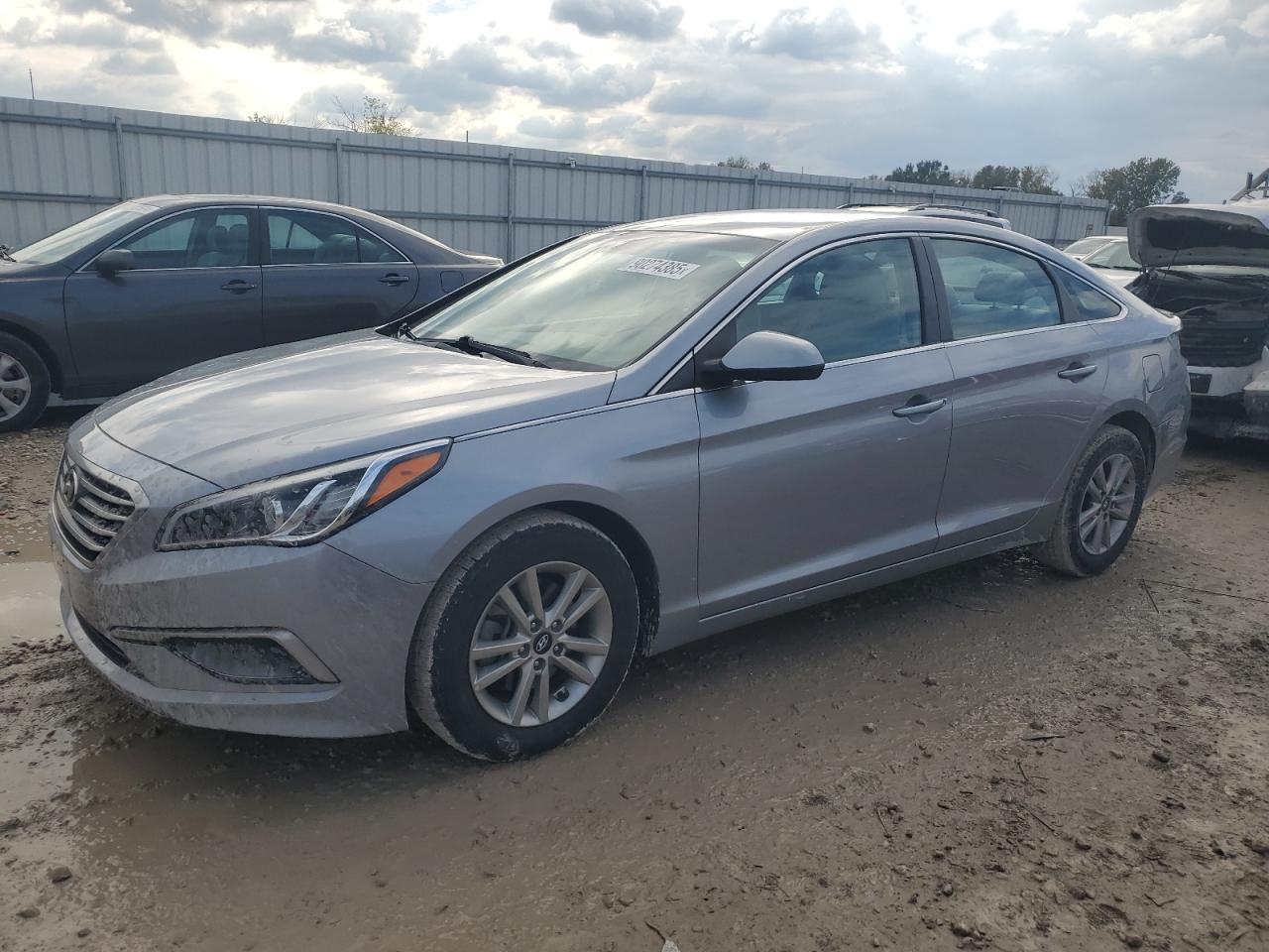 Lot #3296702707 2017 HYUNDAI SONATA SE