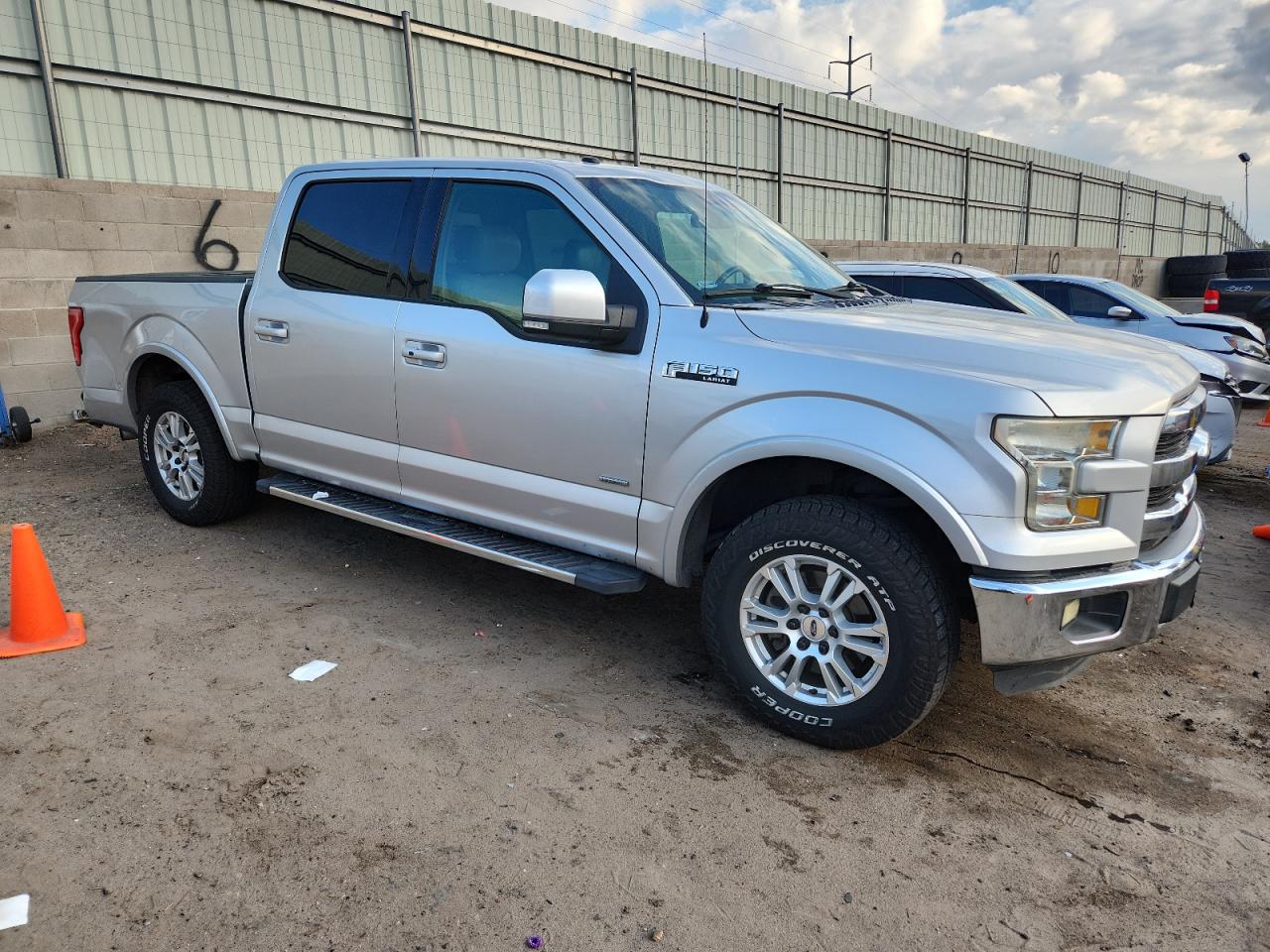 FORD F-150 SUPERCREW