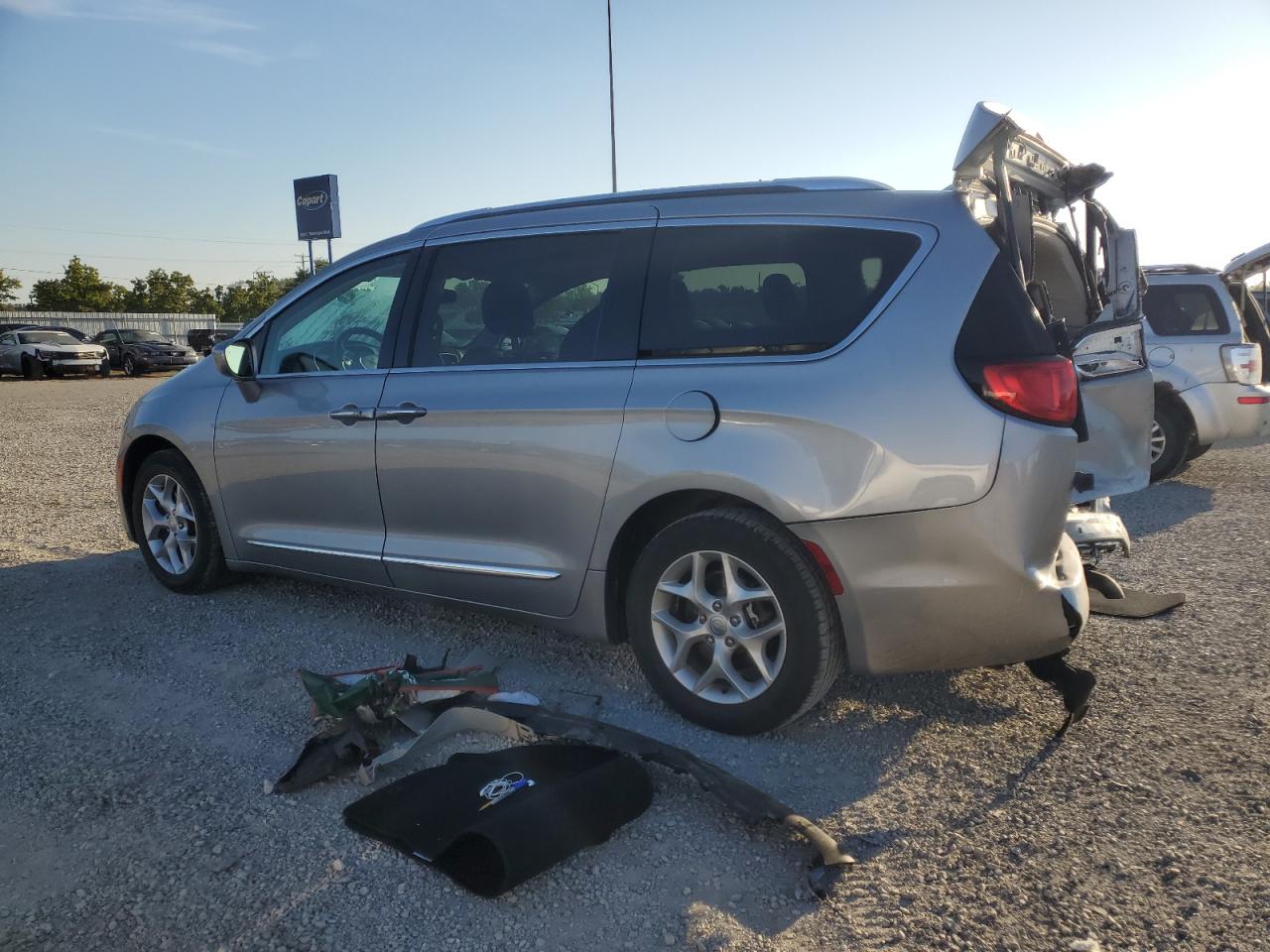 CHRYSLER PACIFICA TOURING L PLUS