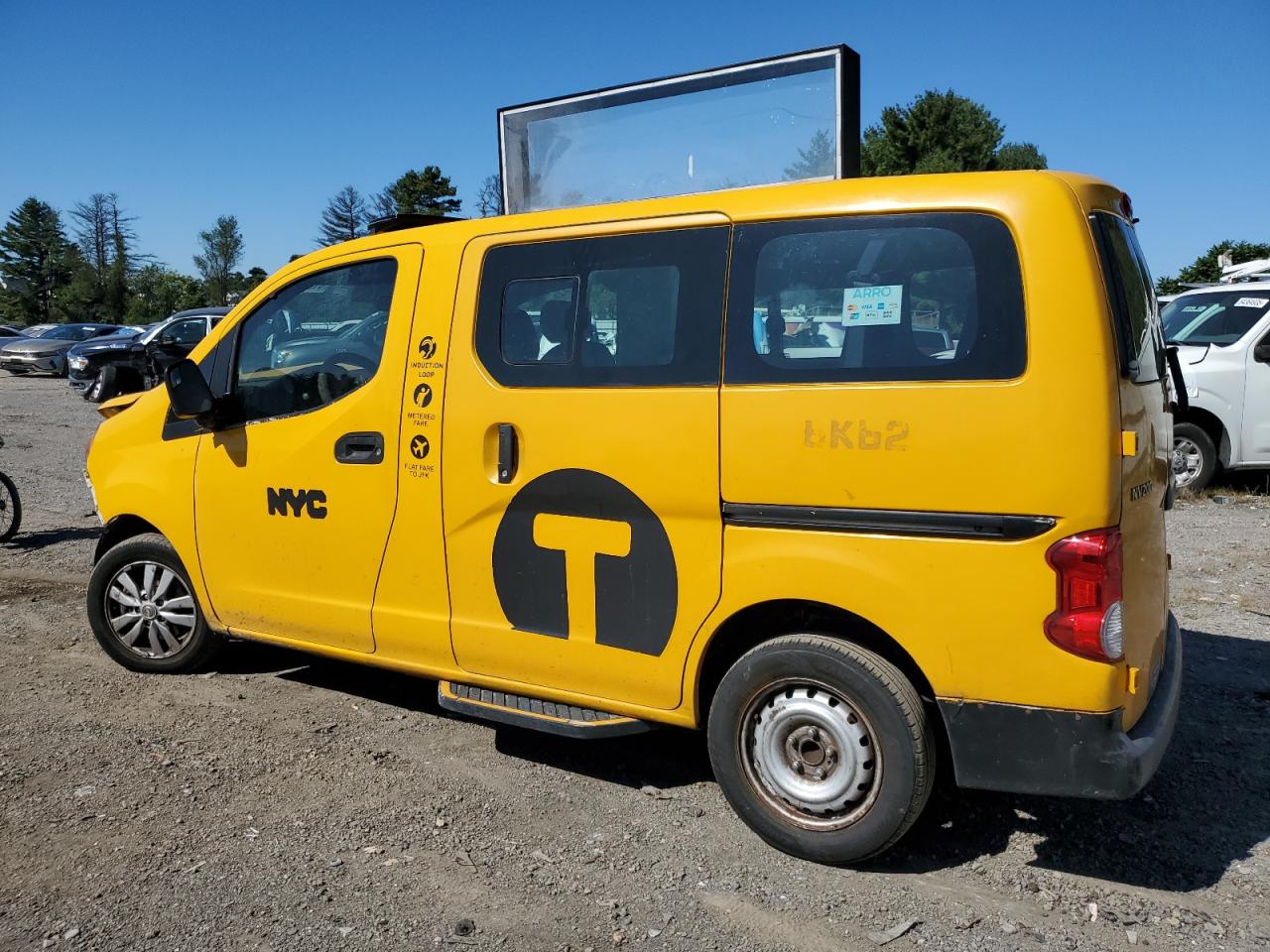 NISSAN NV200 TAXI