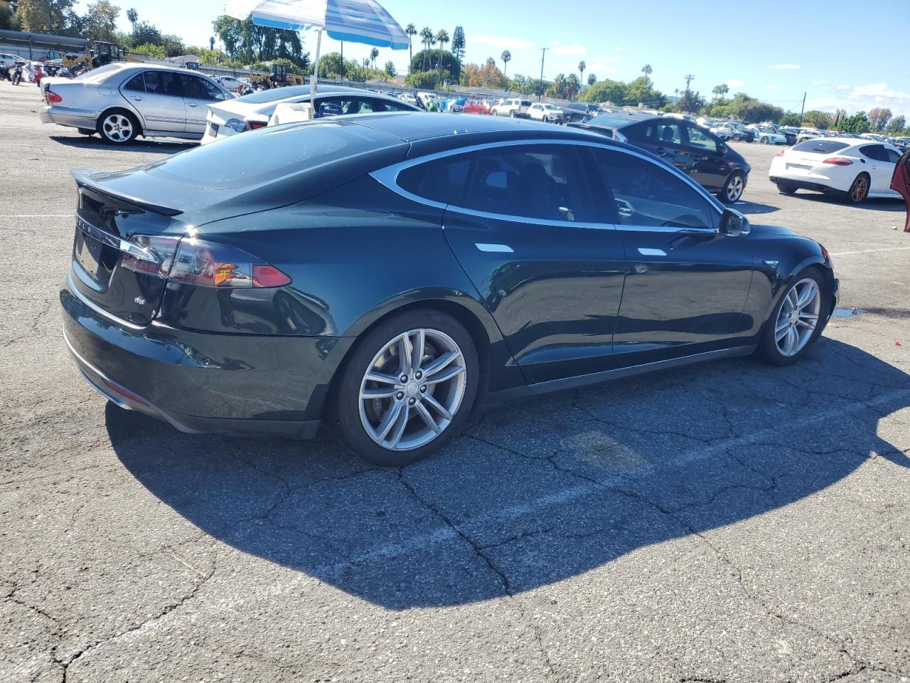 TESLA MODEL S