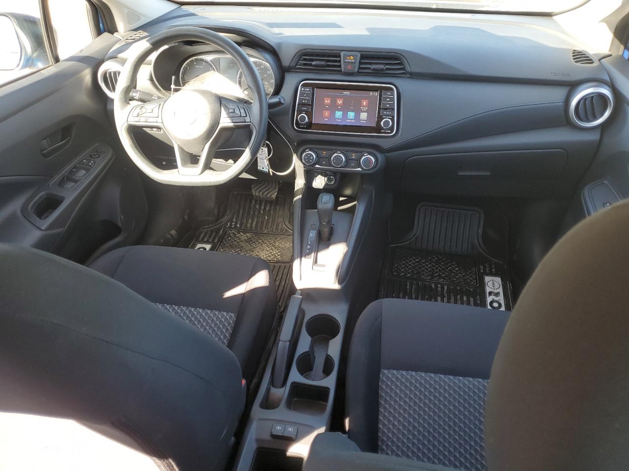 NISSAN VERSA S