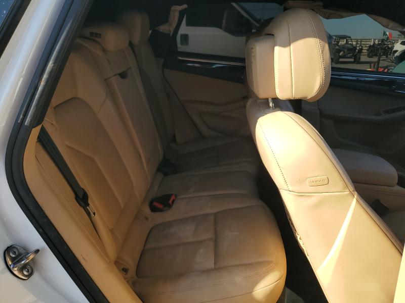 2018 PORSCHE MACAN #3287617028