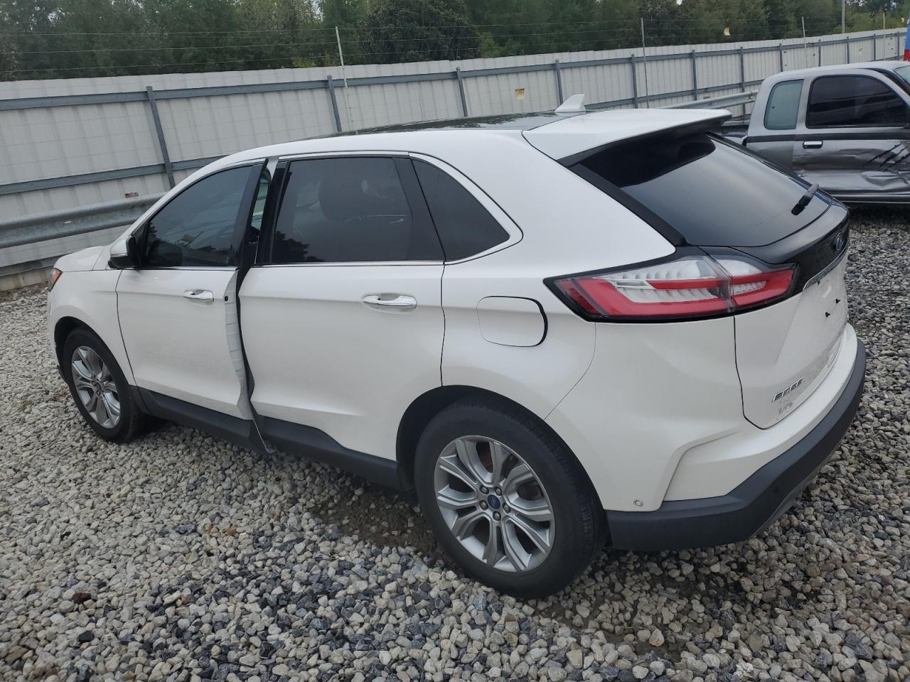FORD EDGE TITANIUM