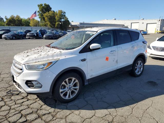 Global Auto Auctions: 2017 FORD ESCAPE SE