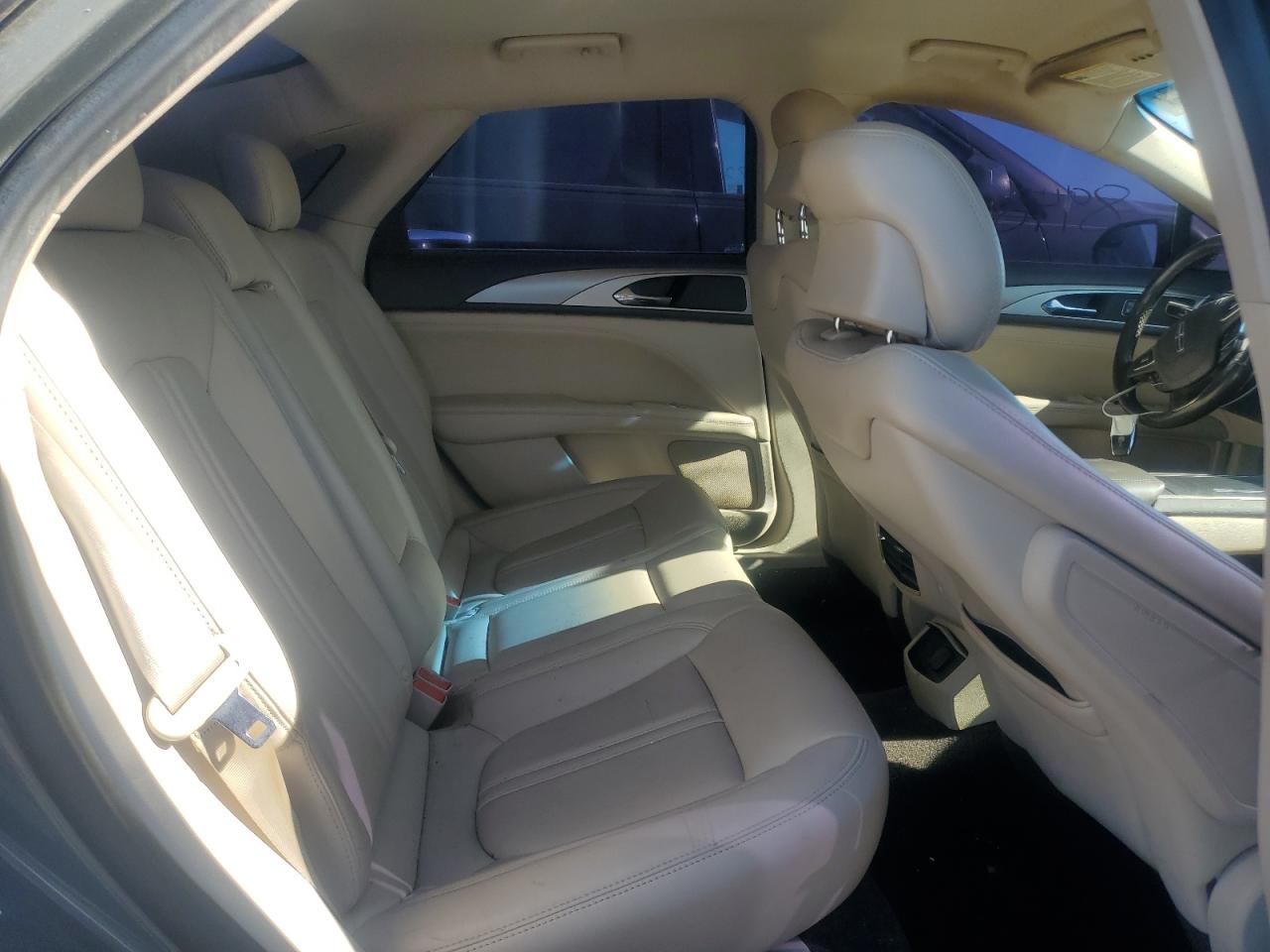 LINCOLN MKZ PREMIERE