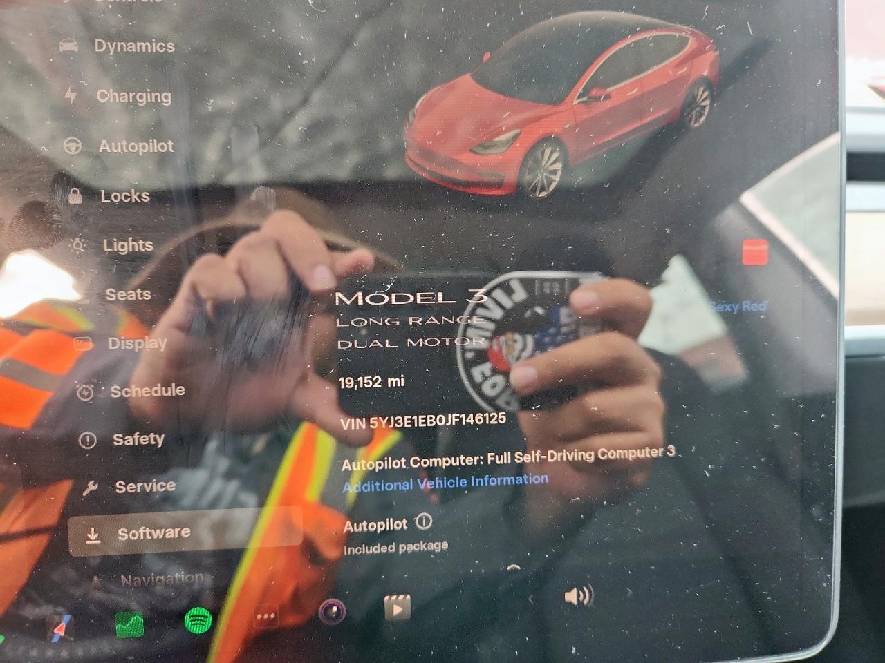 Lot #3318053366 2018 TESLA MODEL 3