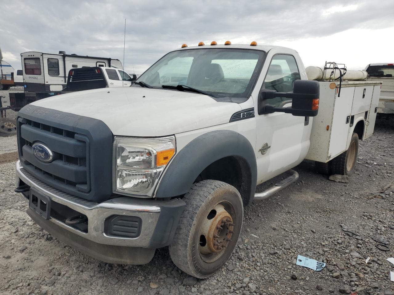 FORD F-550 SUPER DUTY