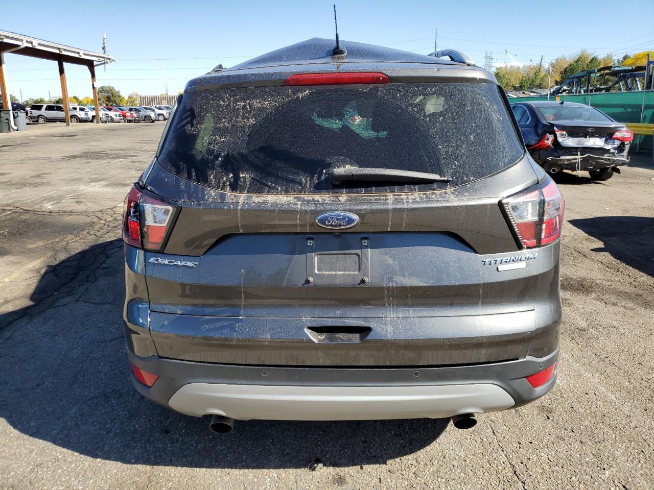 FORD ESCAPE TITANIUM