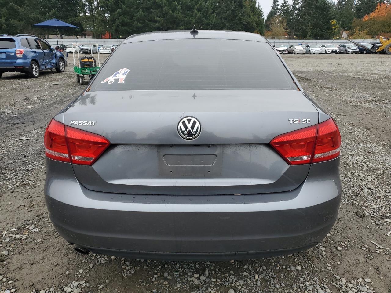 VOLKSWAGEN PASSAT SE