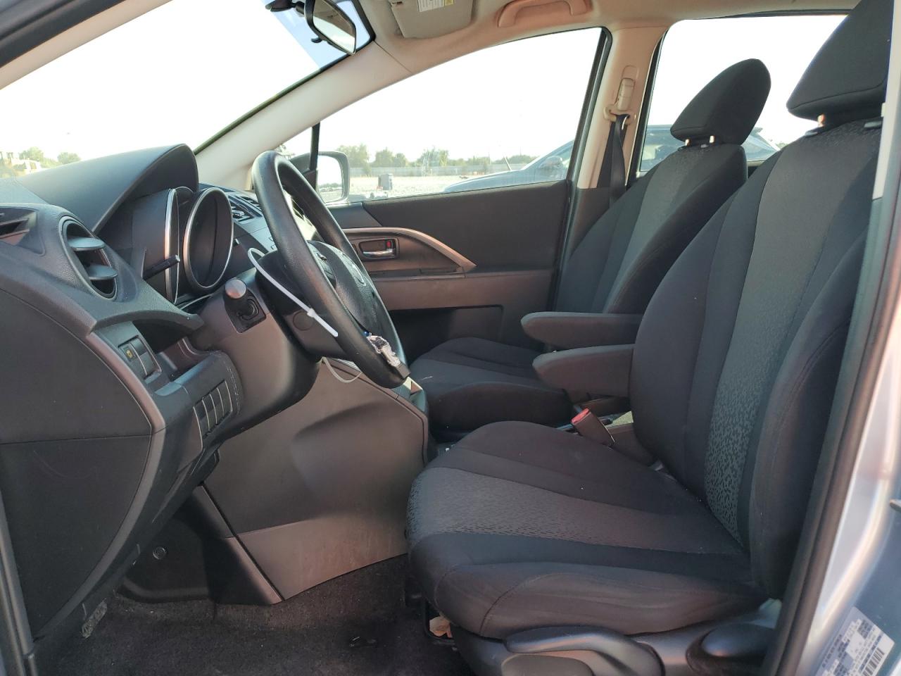 Lot #3311582781 2012 MAZDA 5