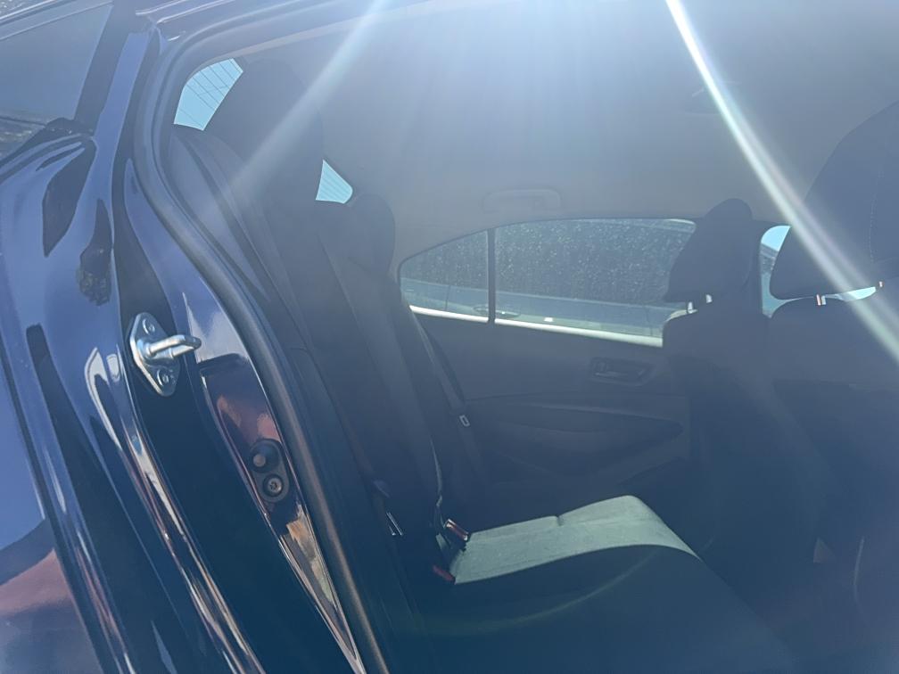 2022 TOYOTA COROLLA LE - JTDEAMDE7NJ044501